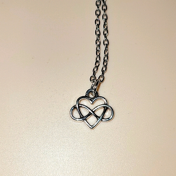 boutique Jewelry - COPY - Silver Infinity Heart Necklace